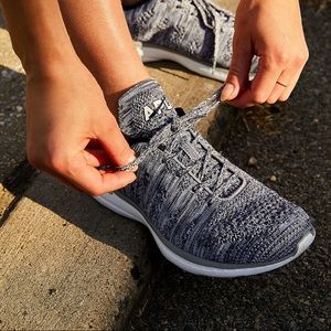 APL techloom pro trainer 8.5 worn twice